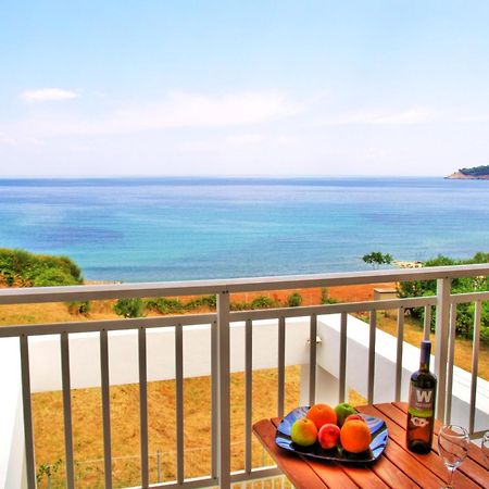 Maranton Beach Hotel Kínira Kültér fotó
