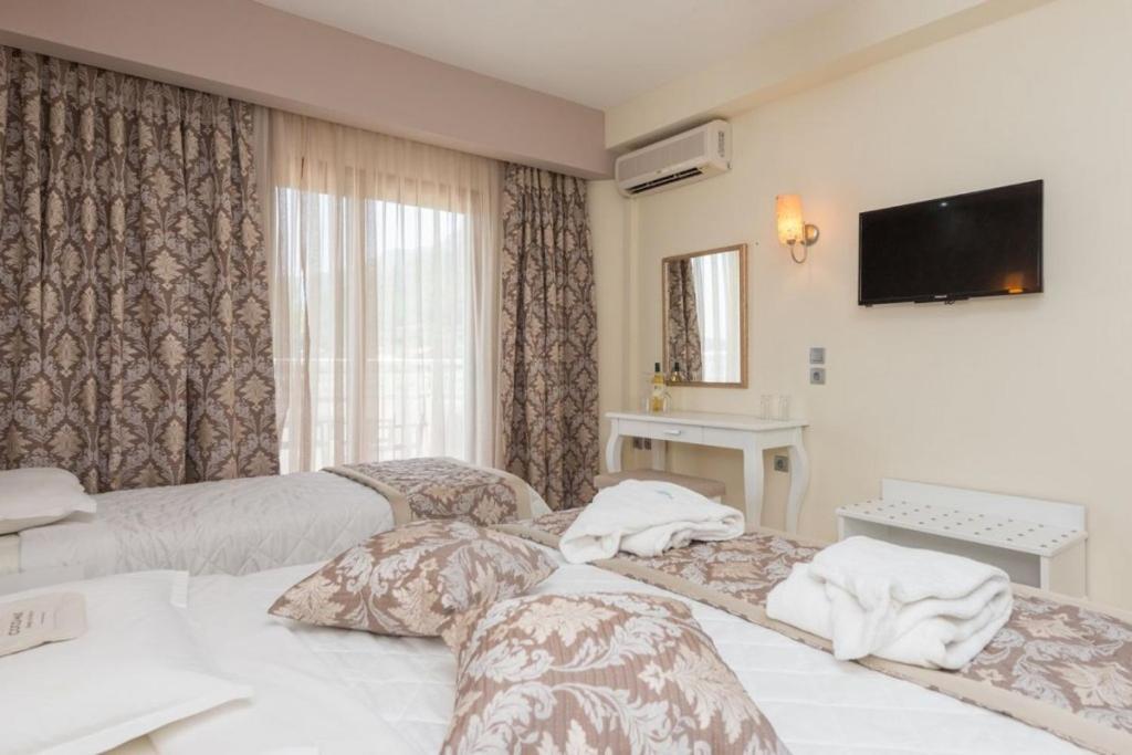 Maranton Beach Hotel Kínira Kültér fotó
