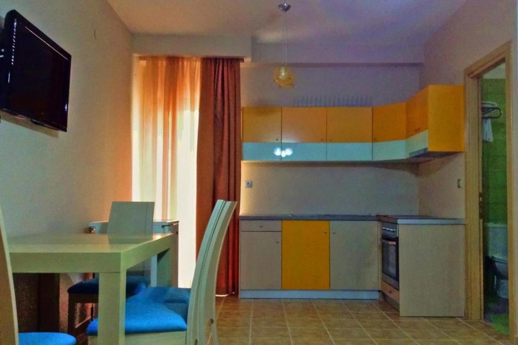 Maranton Beach Hotel Kínira Kültér fotó