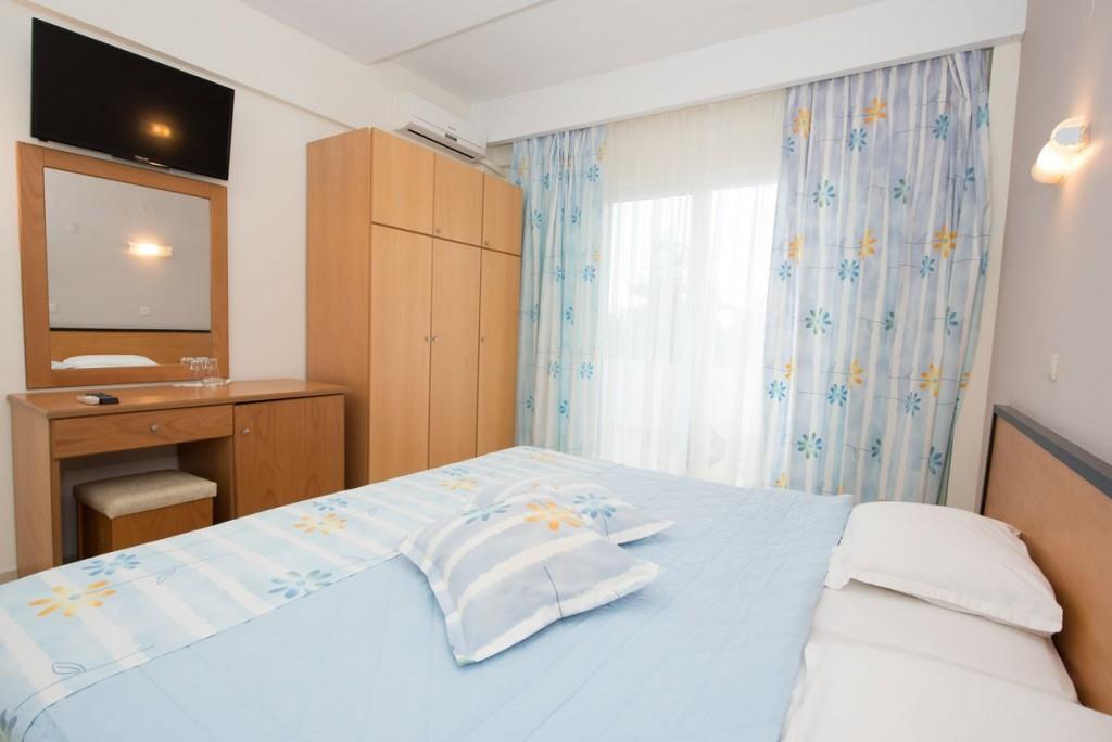 Maranton Beach Hotel Kínira Kültér fotó