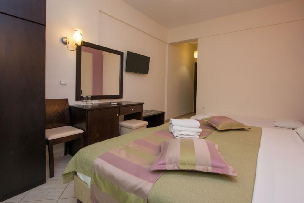 Maranton Beach Hotel Kínira Kültér fotó