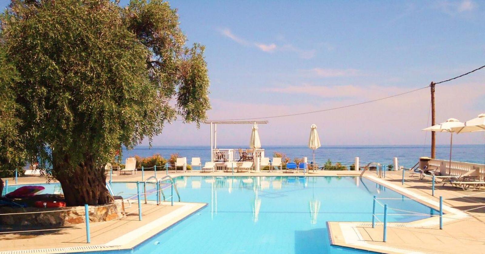 Maranton Beach Hotel Kínira Kültér fotó