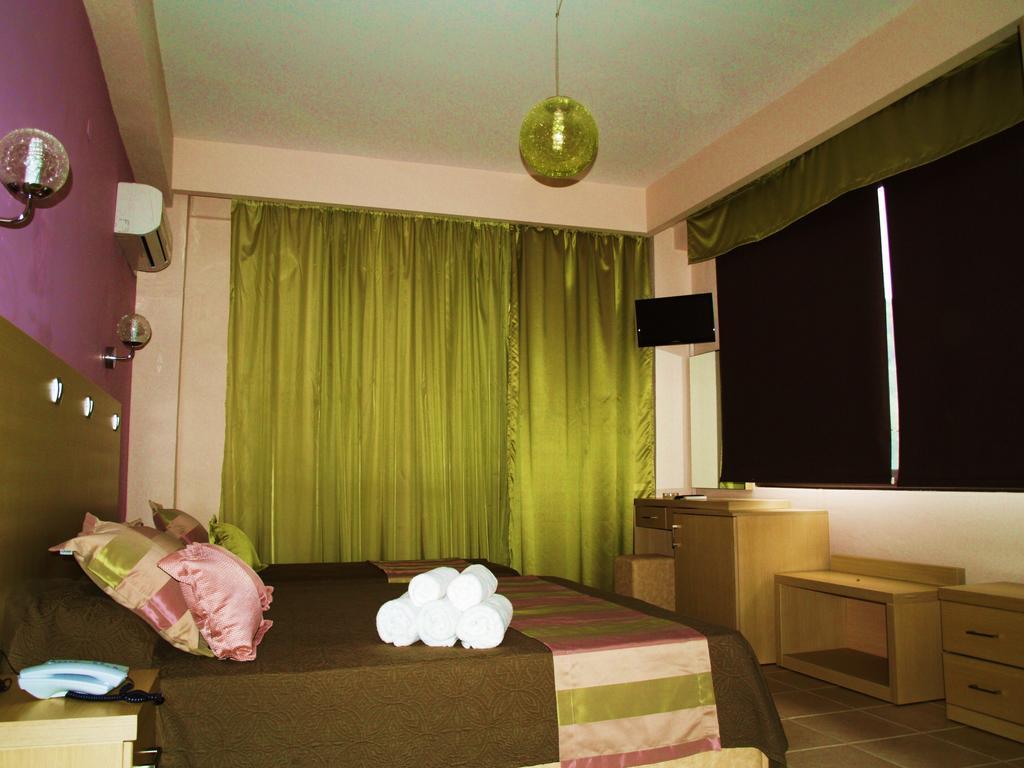 Maranton Beach Hotel Kínira Kültér fotó