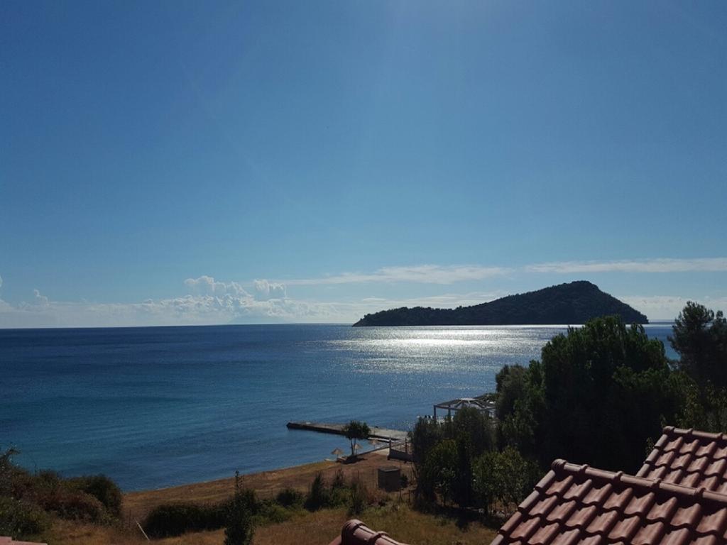 Maranton Beach Hotel Kínira Kültér fotó