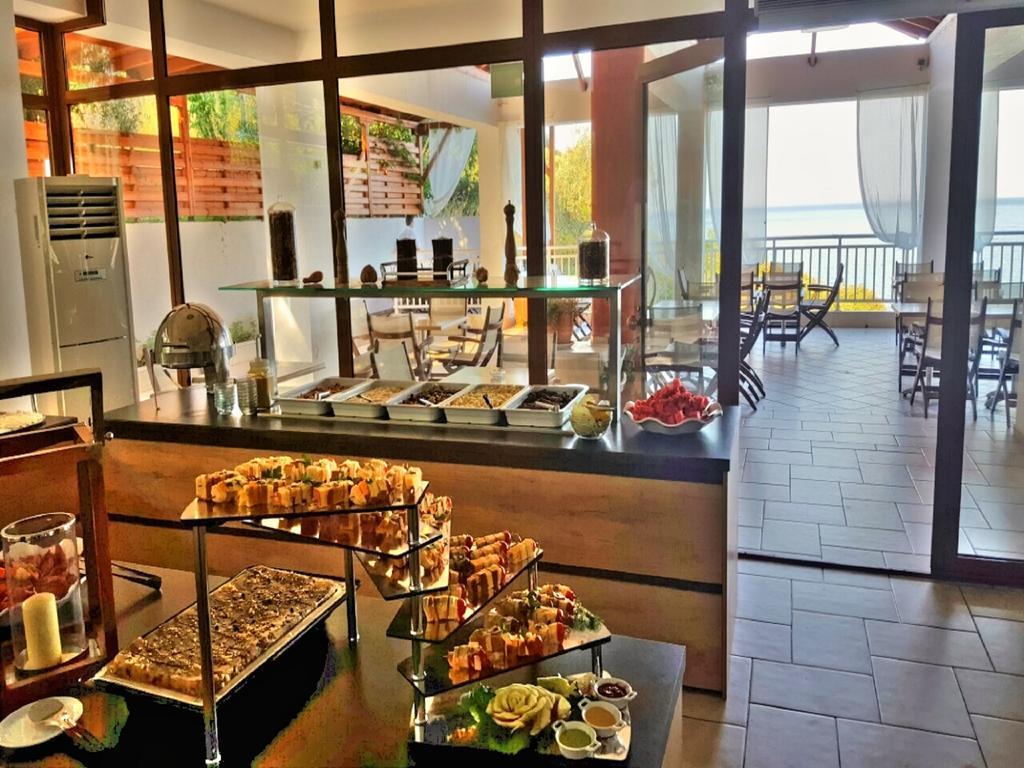 Maranton Beach Hotel Kínira Kültér fotó