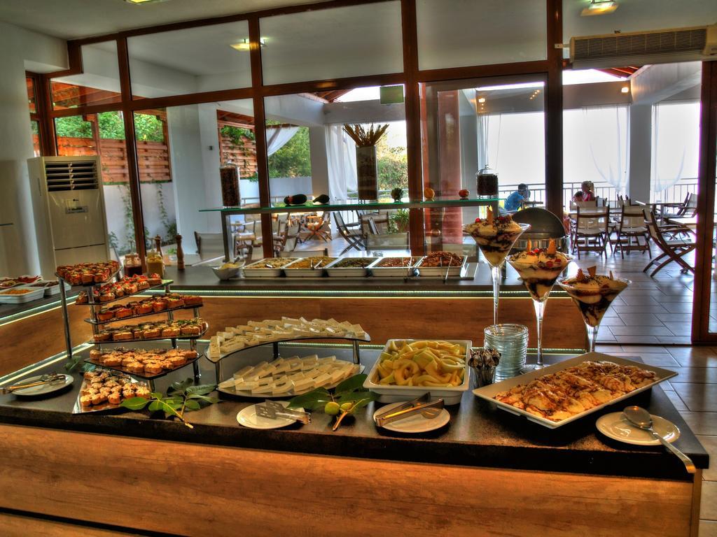 Maranton Beach Hotel Kínira Kültér fotó