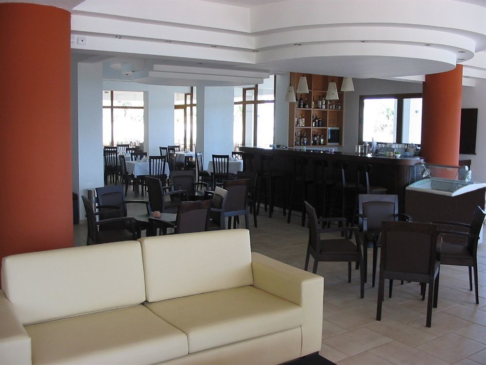 Maranton Beach Hotel Kínira Kültér fotó