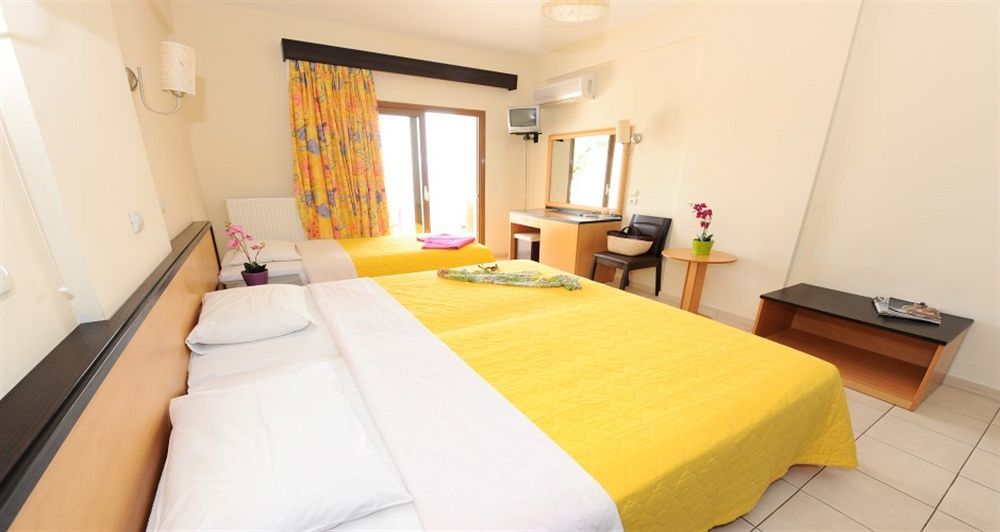 Maranton Beach Hotel Kínira Kültér fotó