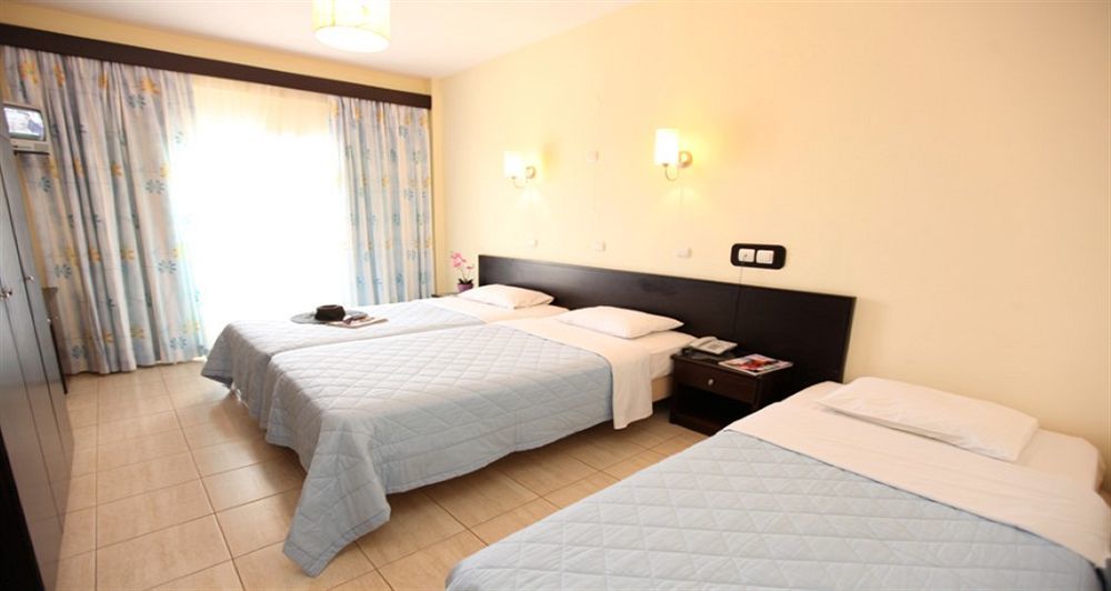 Maranton Beach Hotel Kínira Kültér fotó