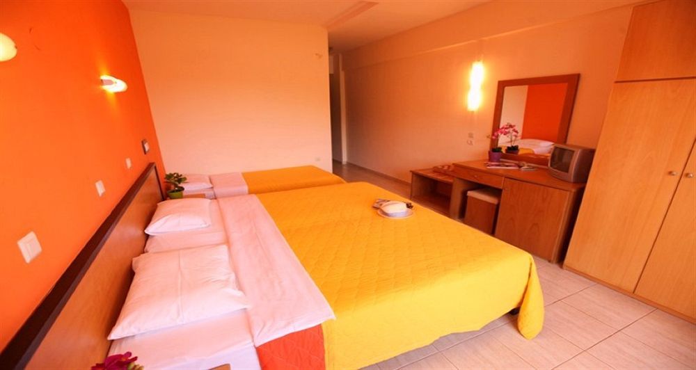 Maranton Beach Hotel Kínira Kültér fotó