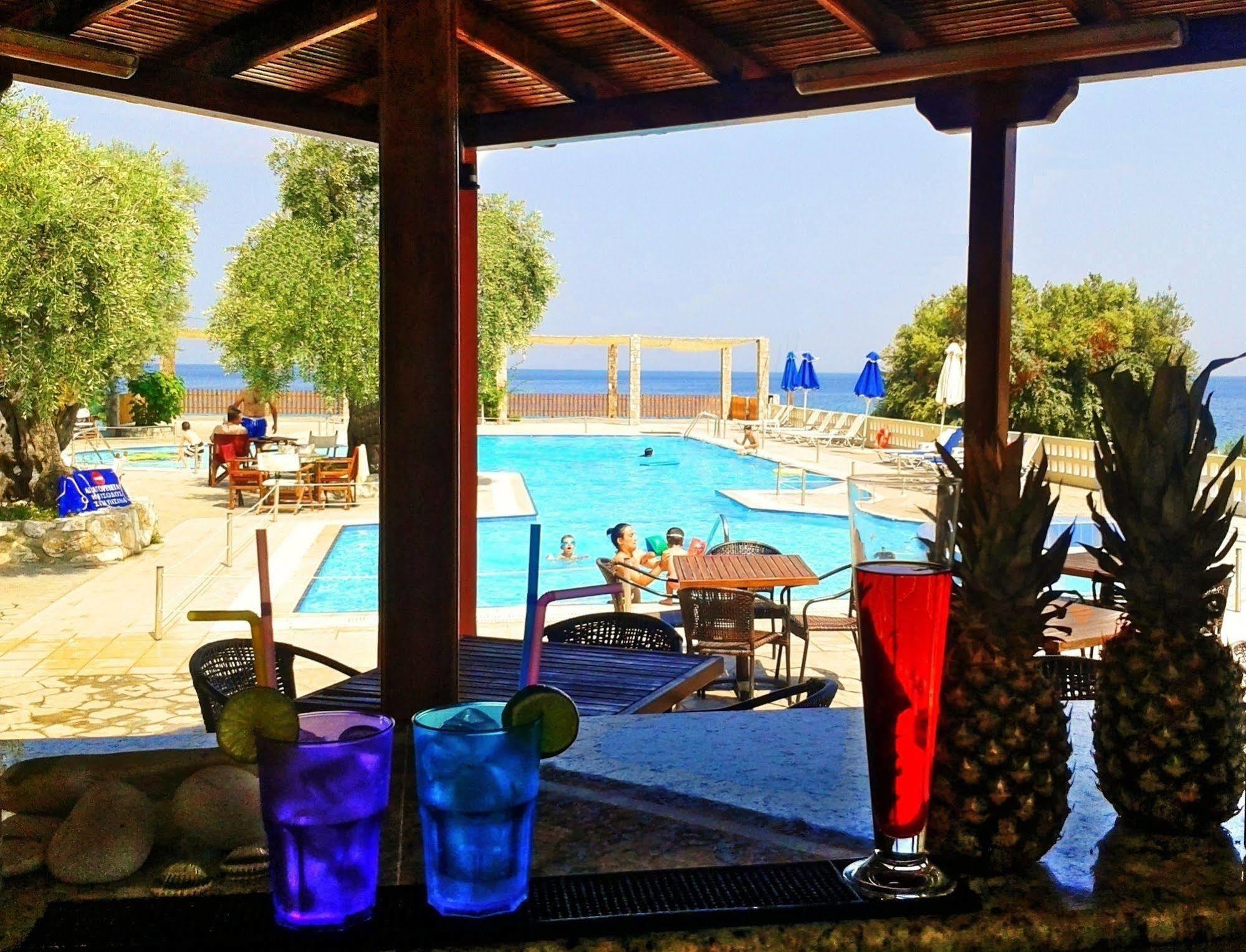 Maranton Beach Hotel Kínira Kültér fotó