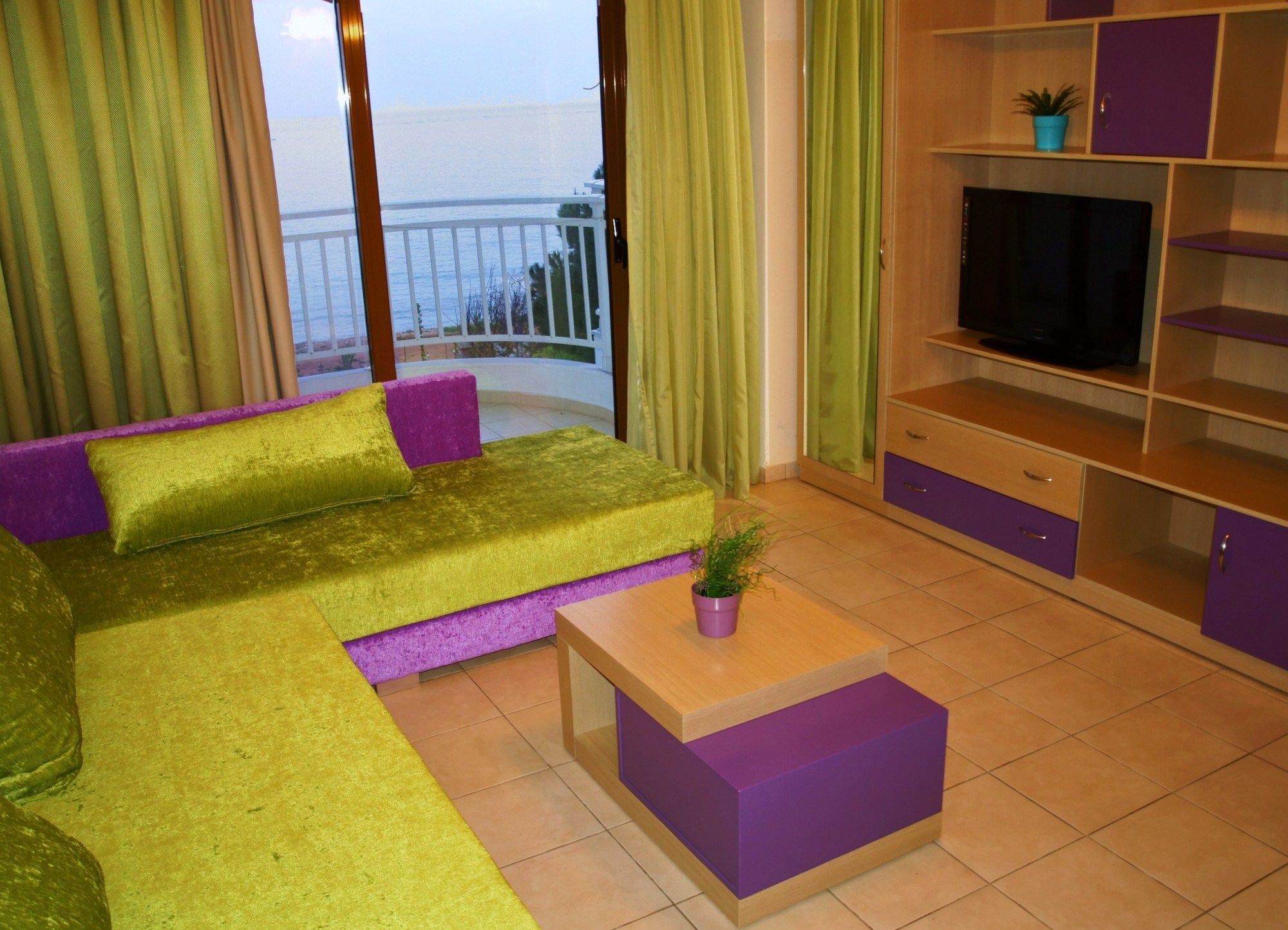 Maranton Beach Hotel Kínira Kültér fotó