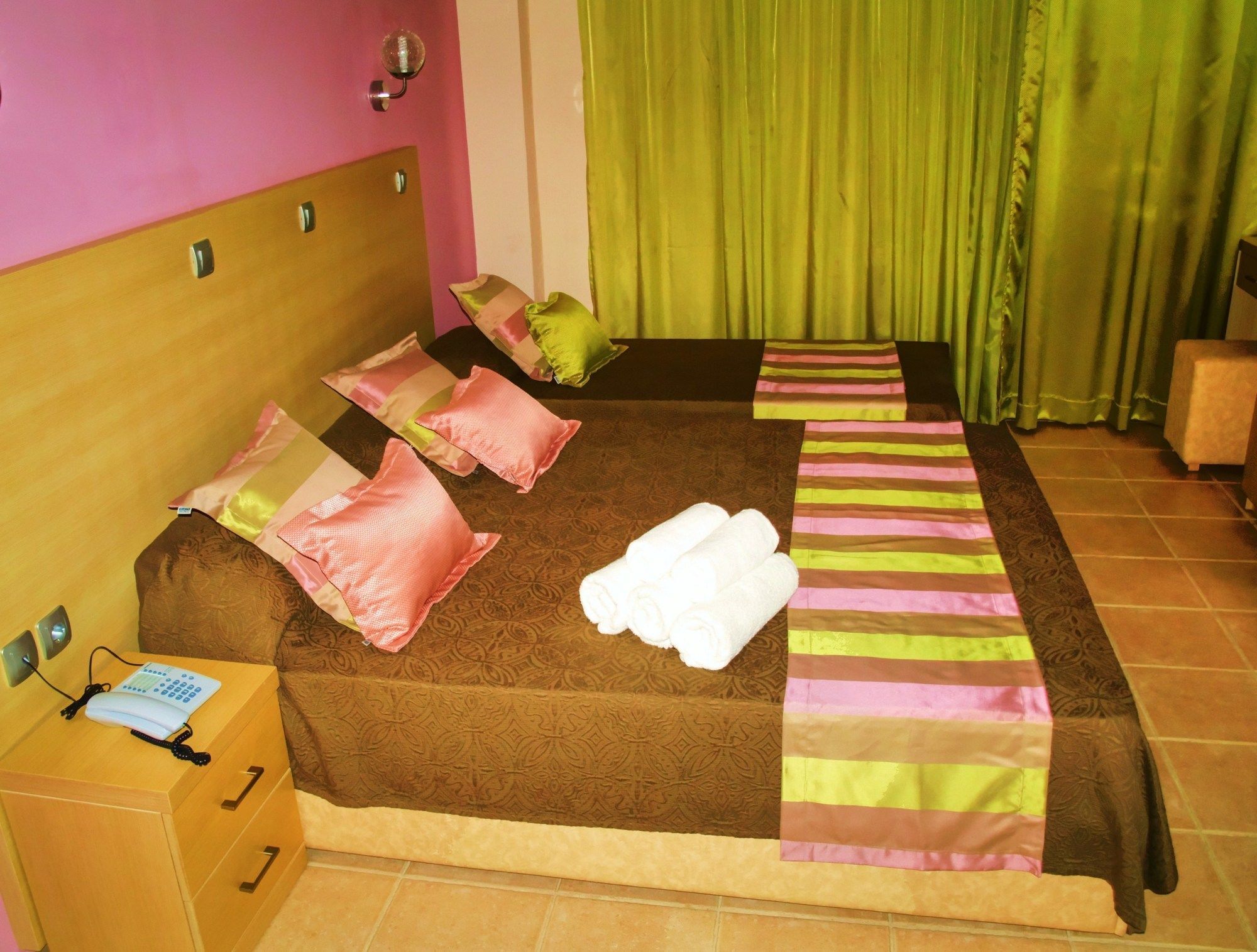 Maranton Beach Hotel Kínira Kültér fotó